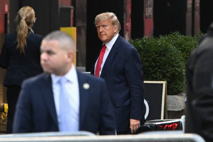 TOPSHOT-US-POLITICS-TRUMP-INDICTMENT