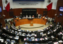 Senadores oficialistas acuerdan pasar sin cambios paquete de Ley de Ingresos 2026