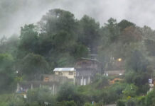 Persisten lluvias, vientos fuertes y ambiente frío en gran parte de Oaxaca