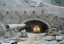 Viaducto en la Mitla–Tehuantepec podría concluirse hasta septiembre de 2026