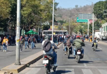 Segundo día de bloqueos, maestros vuelven a paralizar la zona conurbada