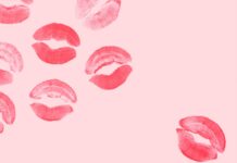 Día del beso ¿de dónde salió?