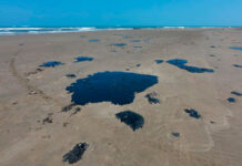 Derrame de hidrocarburo en el Golfo de México expone fallas y presión sobre Pemex