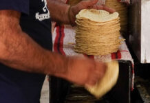 Aumento al precio de la tortilla es inminente, productores acordarán el precio