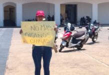 Continúan protestas en ayuntamientos: habitantes de Chivixhuyo toman instalaciones de Palacio Municipal de Ixtaltepec