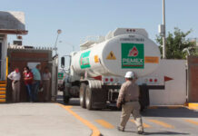 Jubilados de Pemex tratan de frenar reforma contra pensiones doradas: ‘Afecta nuestros derechos’