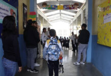 Algunas escuelas mantienen clases en Oaxaca pese a paro de la Sección 22