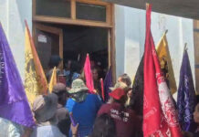 Toma CIPO Instalaciones de Fiscalía de Oaxaca en centro de la ciudad, en segundo día de protestas en demanda de aparición de Roxana López