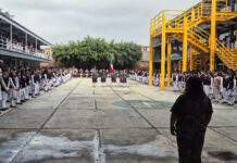Retornan a clases alumnos de educación básica de Oaxaca tras casi un mes de planteles cerrados por paro magisterial